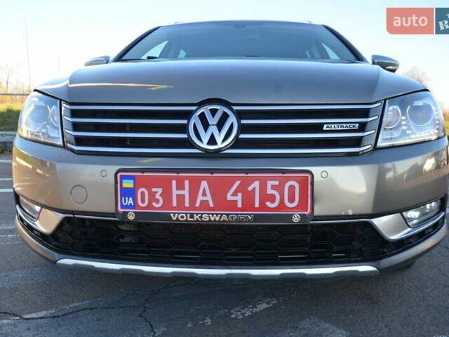 Коричневый Фольксваген Пассат Альтрак, объемом двигателя 2 л и пробегом 223 тыс. км за 13777 $, фото 7 на Automoto.ua
