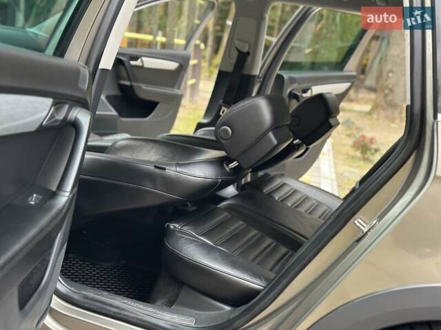 Коричневый Фольксваген Пассат Альтрак, объемом двигателя 2 л и пробегом 223 тыс. км за 12850 $, фото 16 на Automoto.ua