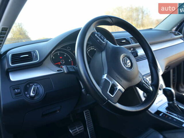 Коричневый Фольксваген Пассат Альтрак, объемом двигателя 2 л и пробегом 223 тыс. км за 13350 $, фото 36 на Automoto.ua