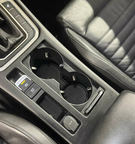 Коричневий Фольксваген Пассат Альтрак, об'ємом двигуна 1.97 л та пробігом 236 тис. км за 18900 $, фото 21 на Automoto.ua