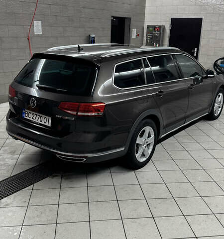 Коричневий Фольксваген Пассат Альтрак, об'ємом двигуна 1.97 л та пробігом 236 тис. км за 18900 $, фото 11 на Automoto.ua