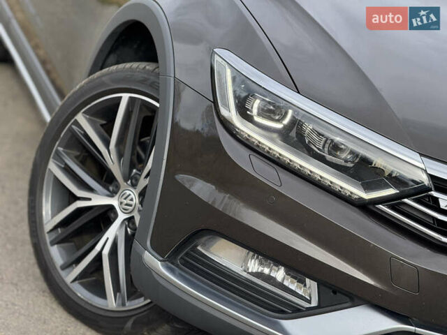 Коричневый Фольксваген Пассат Альтрак, объемом двигателя 2 л и пробегом 170 тыс. км за 20900 $, фото 11 на Automoto.ua