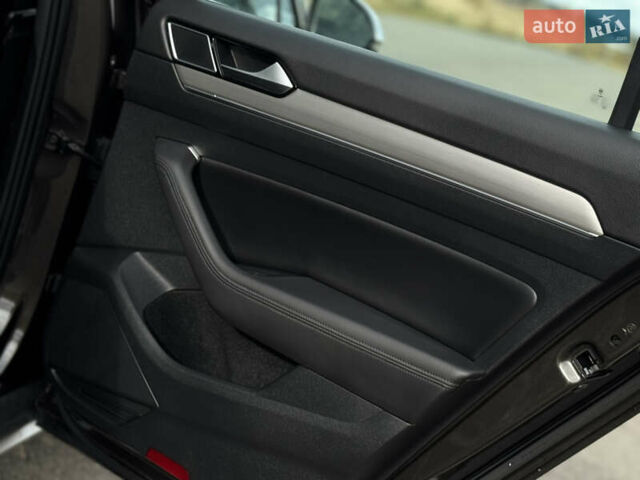 Коричневый Фольксваген Пассат Альтрак, объемом двигателя 2 л и пробегом 170 тыс. км за 20900 $, фото 93 на Automoto.ua