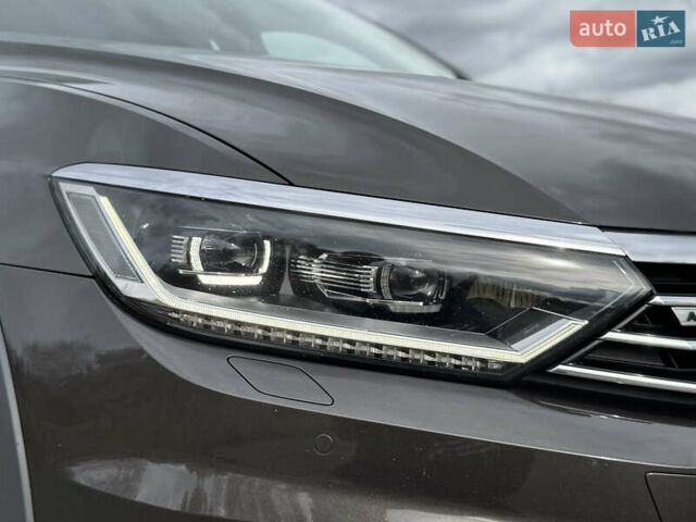 Коричневый Фольксваген Пассат Альтрак, объемом двигателя 2 л и пробегом 170 тыс. км за 20900 $, фото 19 на Automoto.ua