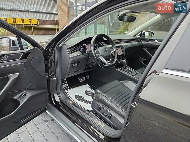 Коричневый Фольксваген Пассат Альтрак, объемом двигателя 2 л и пробегом 184 тыс. км за 29950 $, фото 2 на Automoto.ua