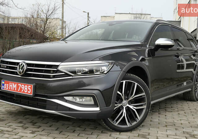 Коричневый Фольксваген Пассат Альтрак, объемом двигателя 2 л и пробегом 186 тыс. км за 28990 $, фото 10 на Automoto.ua