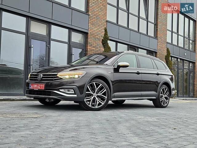 Коричневый Фольксваген Пассат Альтрак, объемом двигателя 2 л и пробегом 184 тыс. км за 29950 $, фото 160 на Automoto.ua