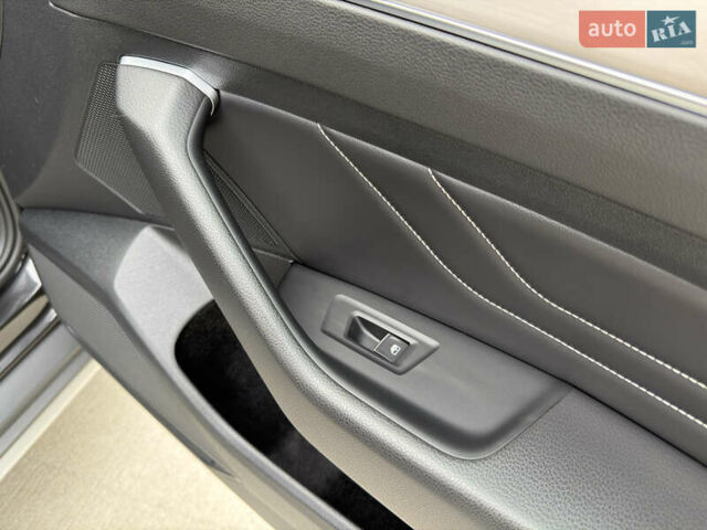 Коричневий Фольксваген Пассат Альтрак, об'ємом двигуна 2 л та пробігом 169 тис. км за 28499 $, фото 43 на Automoto.ua