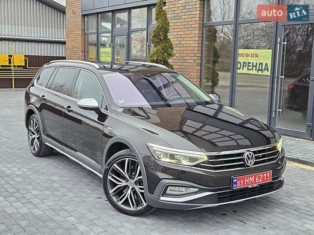 Коричневый Фольксваген Пассат Альтрак, объемом двигателя 2 л и пробегом 184 тыс. км за 29950 $, фото 131 на Automoto.ua