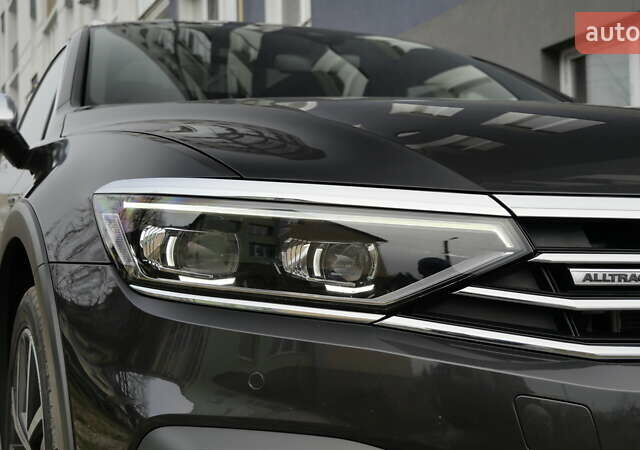 Коричневый Фольксваген Пассат Альтрак, объемом двигателя 2 л и пробегом 186 тыс. км за 28990 $, фото 7 на Automoto.ua