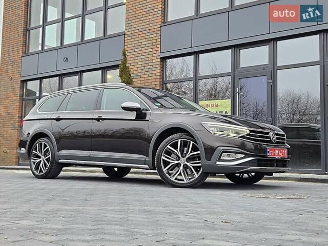 Коричневый Фольксваген Пассат Альтрак, объемом двигателя 2 л и пробегом 184 тыс. км за 29950 $, фото 132 на Automoto.ua