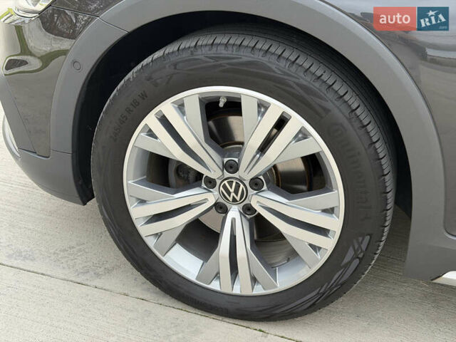 Коричневий Фольксваген Пассат Альтрак, об'ємом двигуна 2 л та пробігом 169 тис. км за 28499 $, фото 9 на Automoto.ua