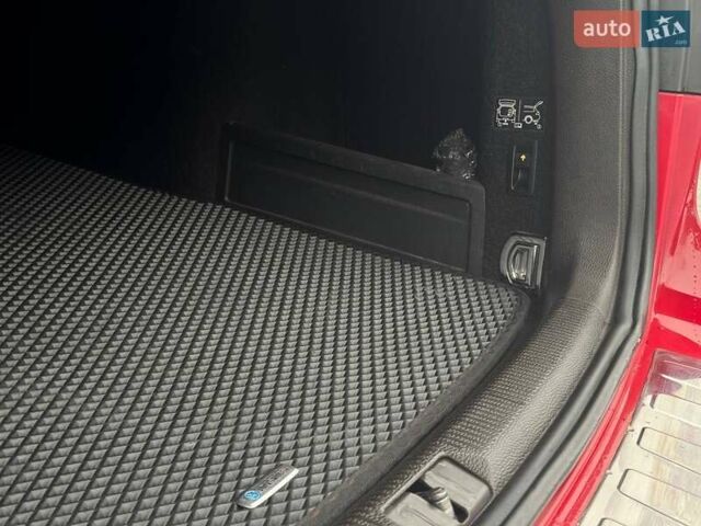 Червоний Фольксваген Пассат Альтрак, об'ємом двигуна 2 л та пробігом 345 тис. км за 15700 $, фото 20 на Automoto.ua