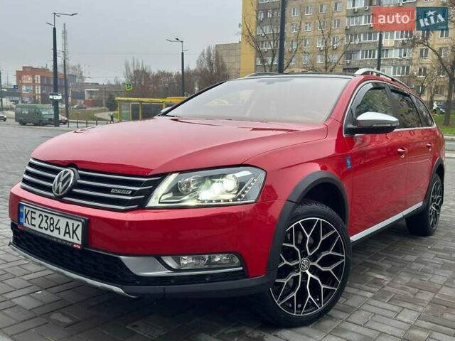 Червоний Фольксваген Пассат Альтрак, об'ємом двигуна 2 л та пробігом 345 тис. км за 15700 $, фото 7 на Automoto.ua