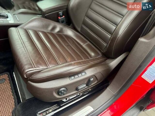 Червоний Фольксваген Пассат Альтрак, об'ємом двигуна 2 л та пробігом 345 тис. км за 15700 $, фото 26 на Automoto.ua