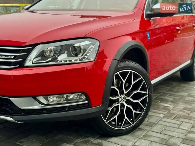 Червоний Фольксваген Пассат Альтрак, об'ємом двигуна 2 л та пробігом 345 тис. км за 15700 $, фото 2 на Automoto.ua