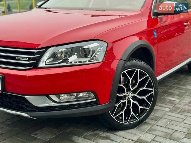 Червоний Фольксваген Пассат Альтрак, об'ємом двигуна 2 л та пробігом 345 тис. км за 15700 $, фото 1 на Automoto.ua