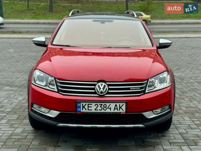 Червоний Фольксваген Пассат Альтрак, об'ємом двигуна 2 л та пробігом 345 тис. км за 15700 $, фото 6 на Automoto.ua