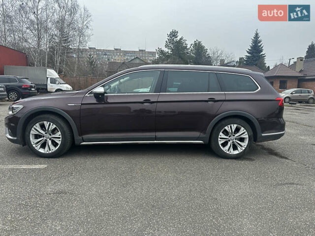 Червоний Фольксваген Пассат Альтрак, об'ємом двигуна 2 л та пробігом 227 тис. км за 19700 $, фото 7 на Automoto.ua