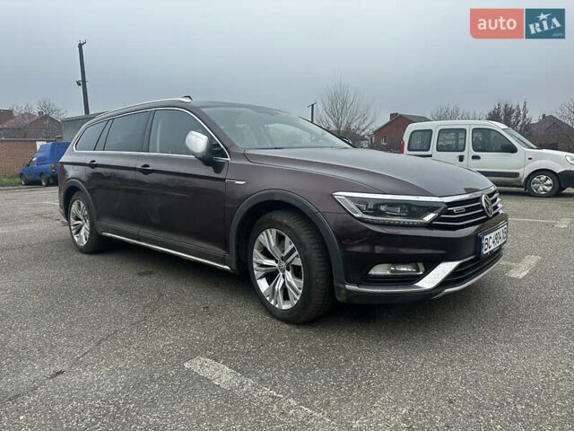 Червоний Фольксваген Пассат Альтрак, об'ємом двигуна 2 л та пробігом 227 тис. км за 19700 $, фото 2 на Automoto.ua