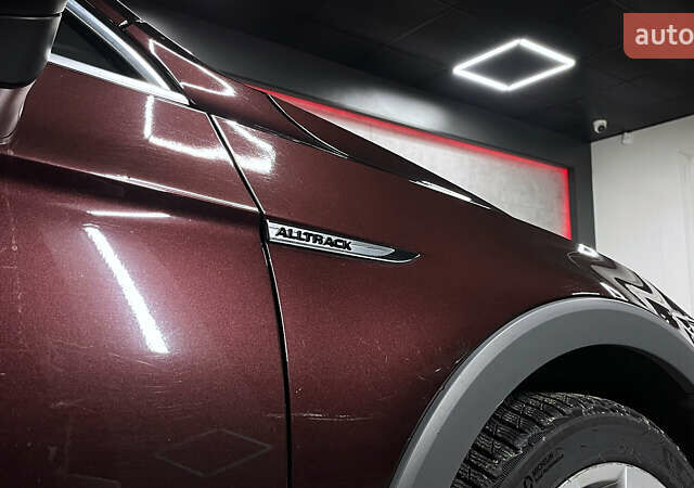 Красный Фольксваген Пассат Альтрак, объемом двигателя 1.97 л и пробегом 222 тыс. км за 25000 $, фото 13 на Automoto.ua