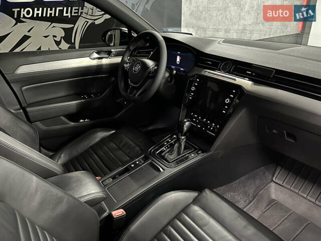 Красный Фольксваген Пассат Альтрак, объемом двигателя 1.97 л и пробегом 222 тыс. км за 25000 $, фото 17 на Automoto.ua