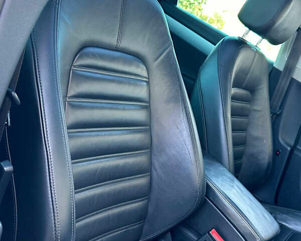 Фольксваген Пассат Альтрак, объемом двигателя 2 л и пробегом 260 тыс. км за 12350 $, фото 13 на Automoto.ua