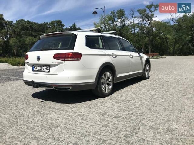 Фольксваген Пассат Альтрак, объемом двигателя 2 л и пробегом 181 тыс. км за 18900 $, фото 6 на Automoto.ua