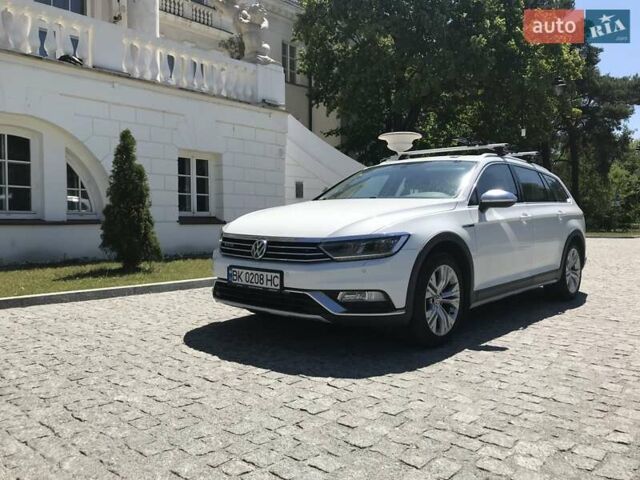 Фольксваген Пассат Альтрак, объемом двигателя 2 л и пробегом 181 тыс. км за 18900 $, фото 9 на Automoto.ua