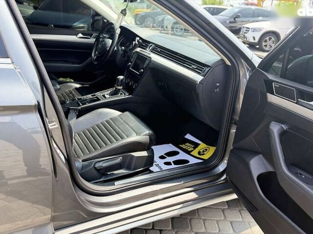 Фольксваген Пассат Альтрак, об'ємом двигуна 2 л та пробігом 270 тис. км за 21000 $, фото 8 на Automoto.ua