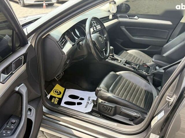 Фольксваген Пассат Альтрак, об'ємом двигуна 2 л та пробігом 270 тис. км за 21000 $, фото 11 на Automoto.ua