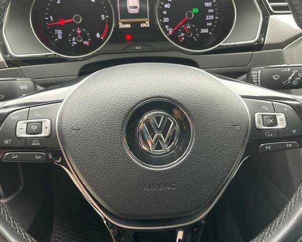 Фольксваген Пассат Альтрак, об'ємом двигуна 2 л та пробігом 233 тис. км за 21200 $, фото 4 на Automoto.ua