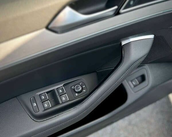 Фольксваген Пассат Альтрак, объемом двигателя 2 л и пробегом 243 тыс. км за 18800 $, фото 19 на Automoto.ua