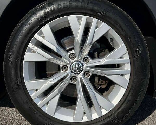 Фольксваген Пассат Альтрак, объемом двигателя 2 л и пробегом 243 тыс. км за 18800 $, фото 15 на Automoto.ua