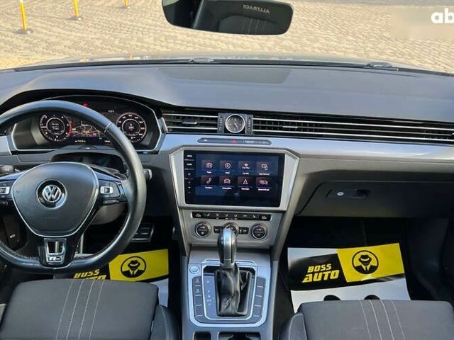 Фольксваген Пассат Альтрак, объемом двигателя 2 л и пробегом 196 тыс. км за 21900 $, фото 10 на Automoto.ua