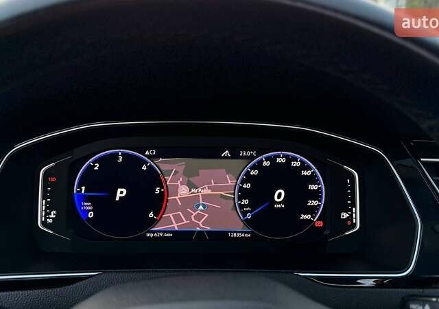 Фольксваген Пассат Альтрак, объемом двигателя 2 л и пробегом 128 тыс. км за 30799 $, фото 61 на Automoto.ua