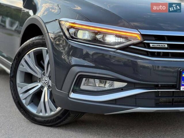 Фольксваген Пассат Альтрак, объемом двигателя 2 л и пробегом 128 тыс. км за 30799 $, фото 11 на Automoto.ua