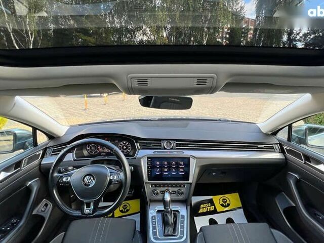 Фольксваген Пассат Альтрак, объемом двигателя 2 л и пробегом 196 тыс. км за 21900 $, фото 11 на Automoto.ua