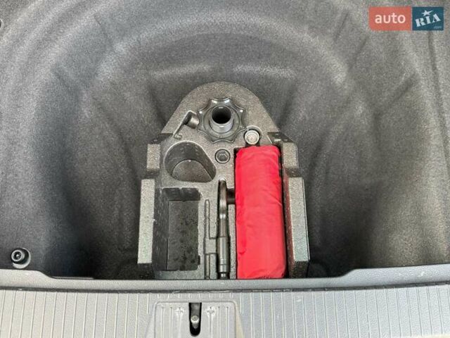 Фольксваген Пассат Альтрак, объемом двигателя 2 л и пробегом 128 тыс. км за 30799 $, фото 101 на Automoto.ua