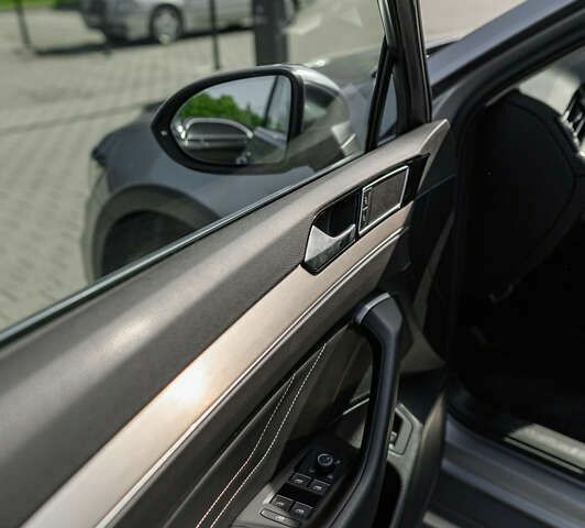 Фольксваген Пассат Альтрак, объемом двигателя 2 л и пробегом 168 тыс. км за 25900 $, фото 29 на Automoto.ua