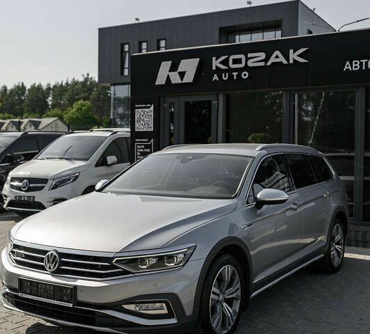 Фольксваген Пассат Альтрак, объемом двигателя 2 л и пробегом 168 тыс. км за 25900 $, фото 10 на Automoto.ua