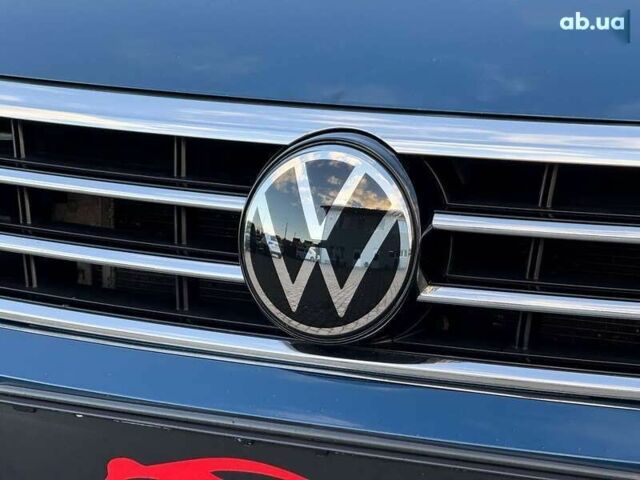 Фольксваген Пассат Альтрак, объемом двигателя 2 л и пробегом 200 тыс. км за 28499 $, фото 18 на Automoto.ua