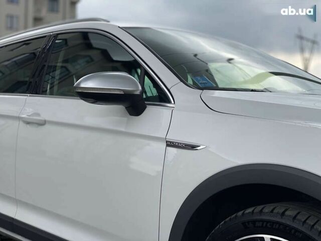 Фольксваген Пассат Альтрак, объемом двигателя 2 л и пробегом 241 тыс. км за 24999 $, фото 23 на Automoto.ua