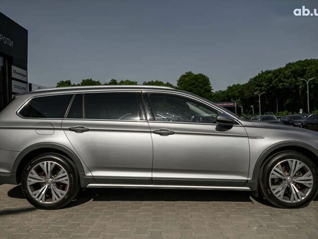 Фольксваген Пассат Альтрак, объемом двигателя 2 л и пробегом 168 тыс. км за 25900 $, фото 11 на Automoto.ua