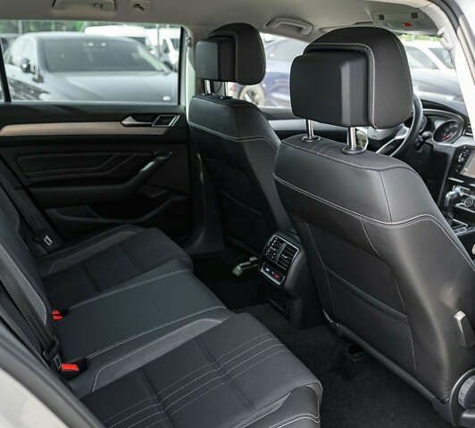 Фольксваген Пассат Альтрак, объемом двигателя 2 л и пробегом 168 тыс. км за 25900 $, фото 24 на Automoto.ua