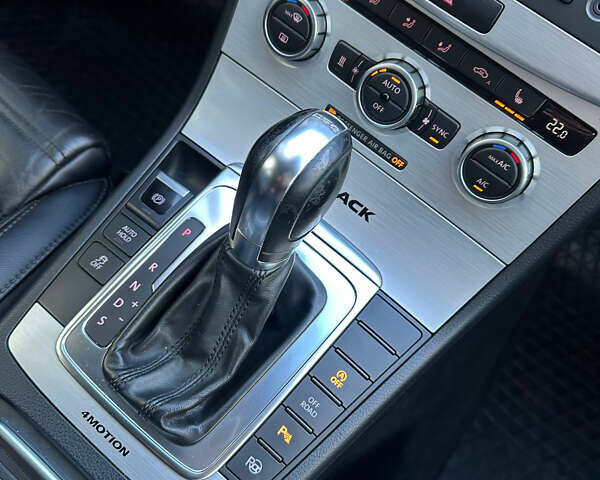 Серый Фольксваген Пассат Альтрак, объемом двигателя 2 л и пробегом 203 тыс. км за 12999 $, фото 17 на Automoto.ua