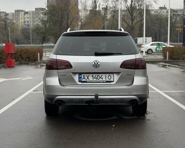 Серый Фольксваген Пассат Альтрак, объемом двигателя 2 л и пробегом 203 тыс. км за 12999 $, фото 3 на Automoto.ua