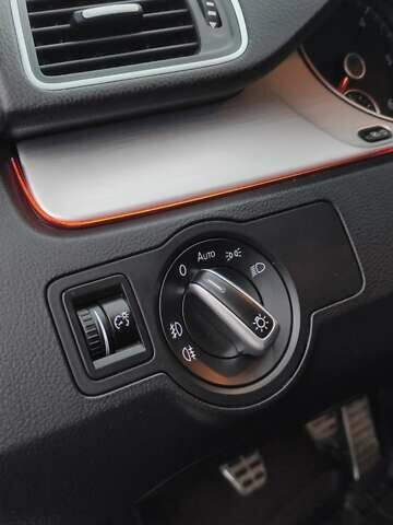 Серый Фольксваген Пассат Альтрак, объемом двигателя 1.97 л и пробегом 246 тыс. км за 11900 $, фото 14 на Automoto.ua