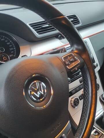 Серый Фольксваген Пассат Альтрак, объемом двигателя 1.97 л и пробегом 246 тыс. км за 11900 $, фото 15 на Automoto.ua