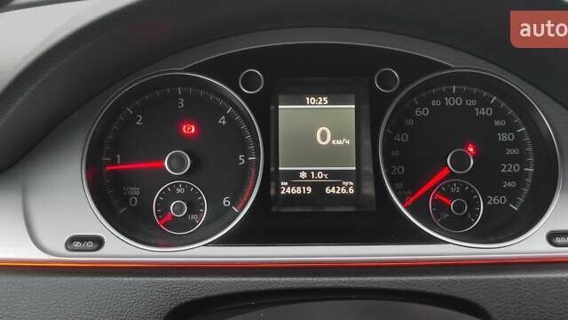 Серый Фольксваген Пассат Альтрак, объемом двигателя 1.97 л и пробегом 246 тыс. км за 11900 $, фото 12 на Automoto.ua